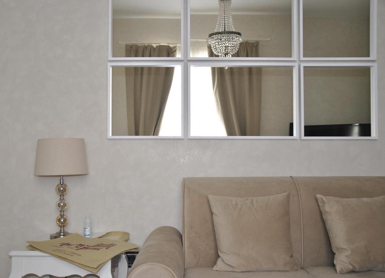 Suites La Posada De Pilar กอร์โดบา ภายนอก รูปภาพ