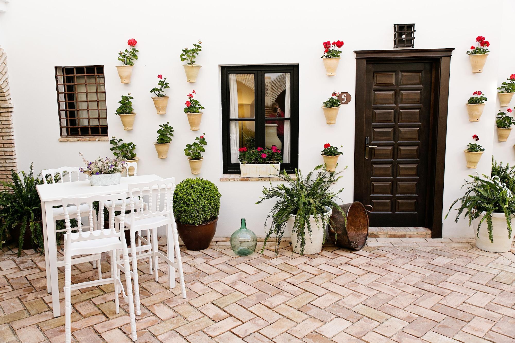 Suites La Posada De Pilar กอร์โดบา ภายนอก รูปภาพ