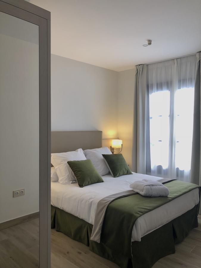Suites La Posada De Pilar กอร์โดบา ภายนอก รูปภาพ