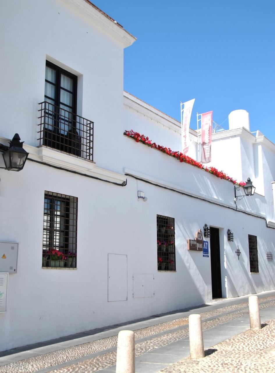 Suites La Posada De Pilar กอร์โดบา ภายนอก รูปภาพ