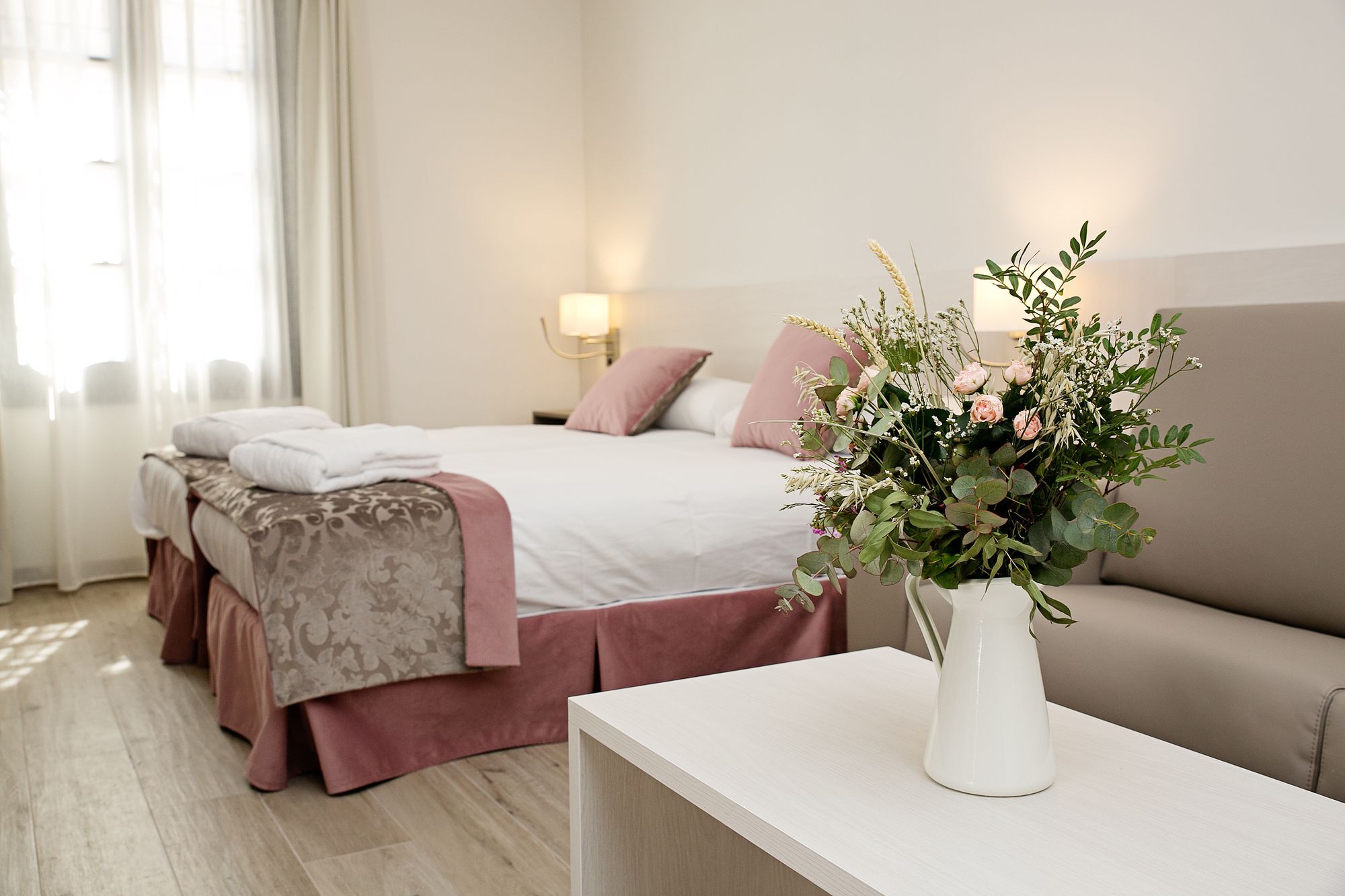 Suites La Posada De Pilar กอร์โดบา ภายนอก รูปภาพ